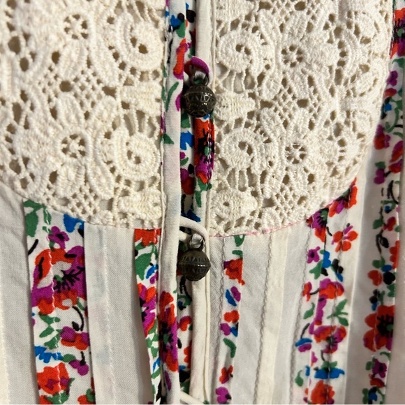 Anthropologie Maeve Floral Top Size 0 - Picture 6 of 7
